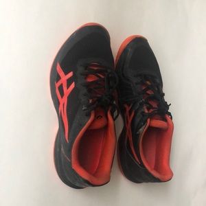 Men ASICS tennis sneakers